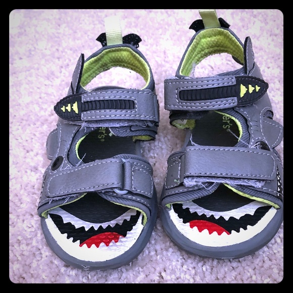 boys light up sandals